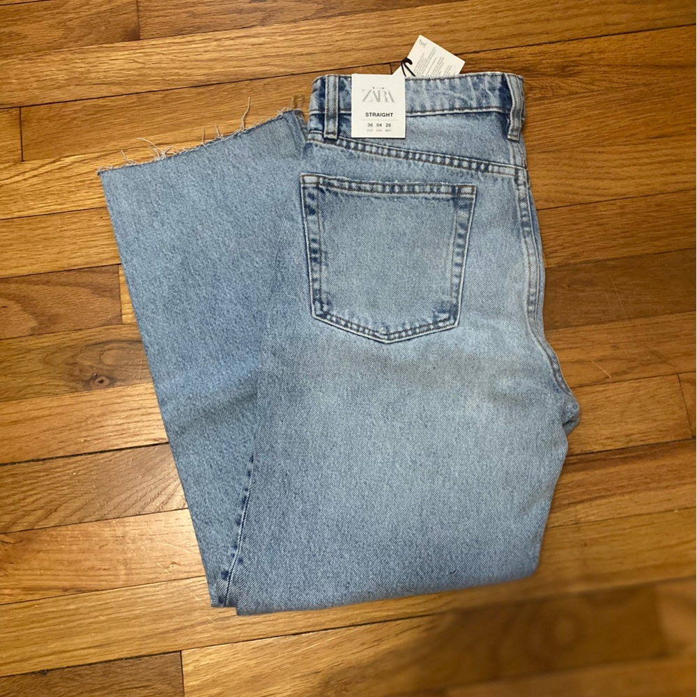 Zara straight leg jeans | size 4 - Picture 3 of 3